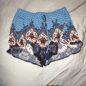 Hollister Patterned Loose Shorts